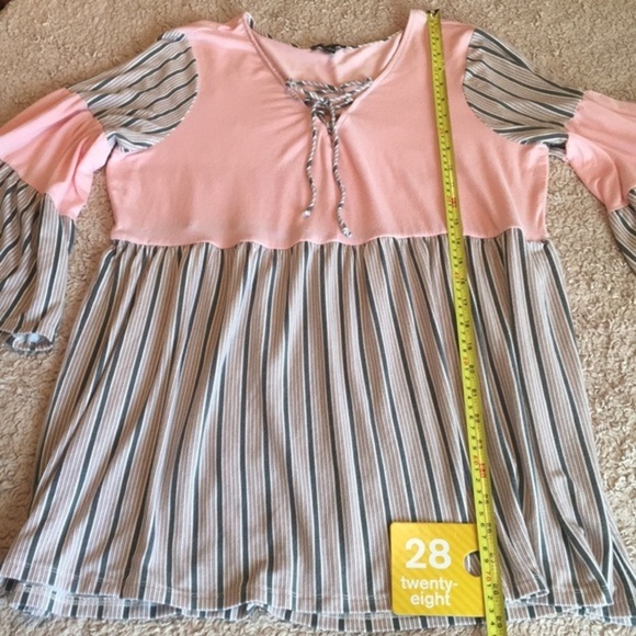 CUPIO Ladies 3/4 length flare sleeved top - sz Large - Picture 5 of 9